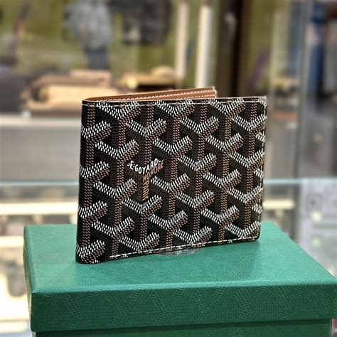 fake goyard bifold wallet|goyard card wallet price.